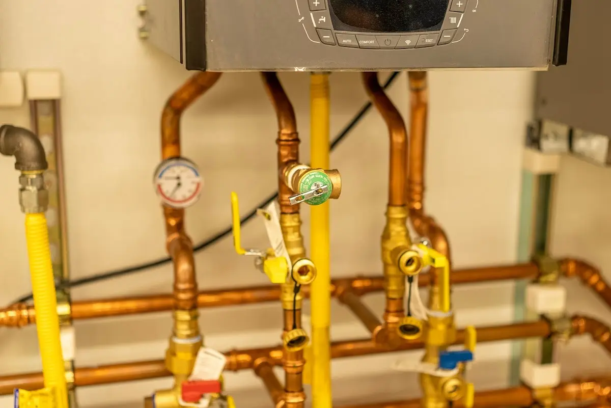 Licensed technician providing Pipe Repair for a homeowner in Lorton